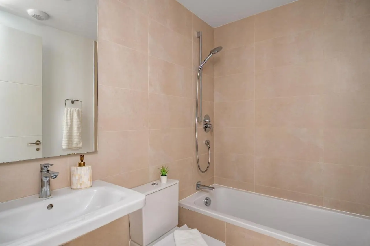 Middel Views Seaview Apartment In El Higueron By Costarentals - Ref 64 Fuengirola