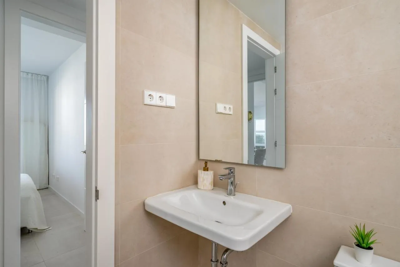 Middel Views Seaview Apartment In El Higueron By Costarentals - Ref 64 Fuengirola