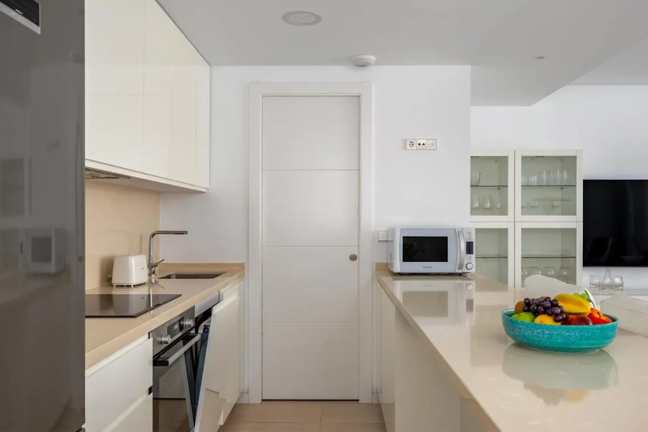 Middel Views Seaview Apartment In El Higueron By Costarentals - Ref 64 Fuengirola Spain