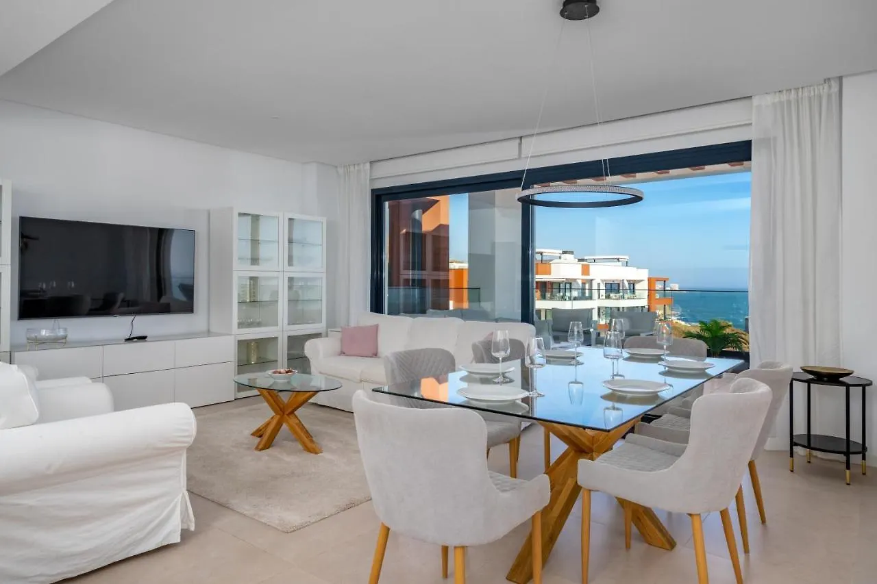 Middel Views Seaview Apartment In El Higueron By Costarentals - Ref 64 Fuengirola